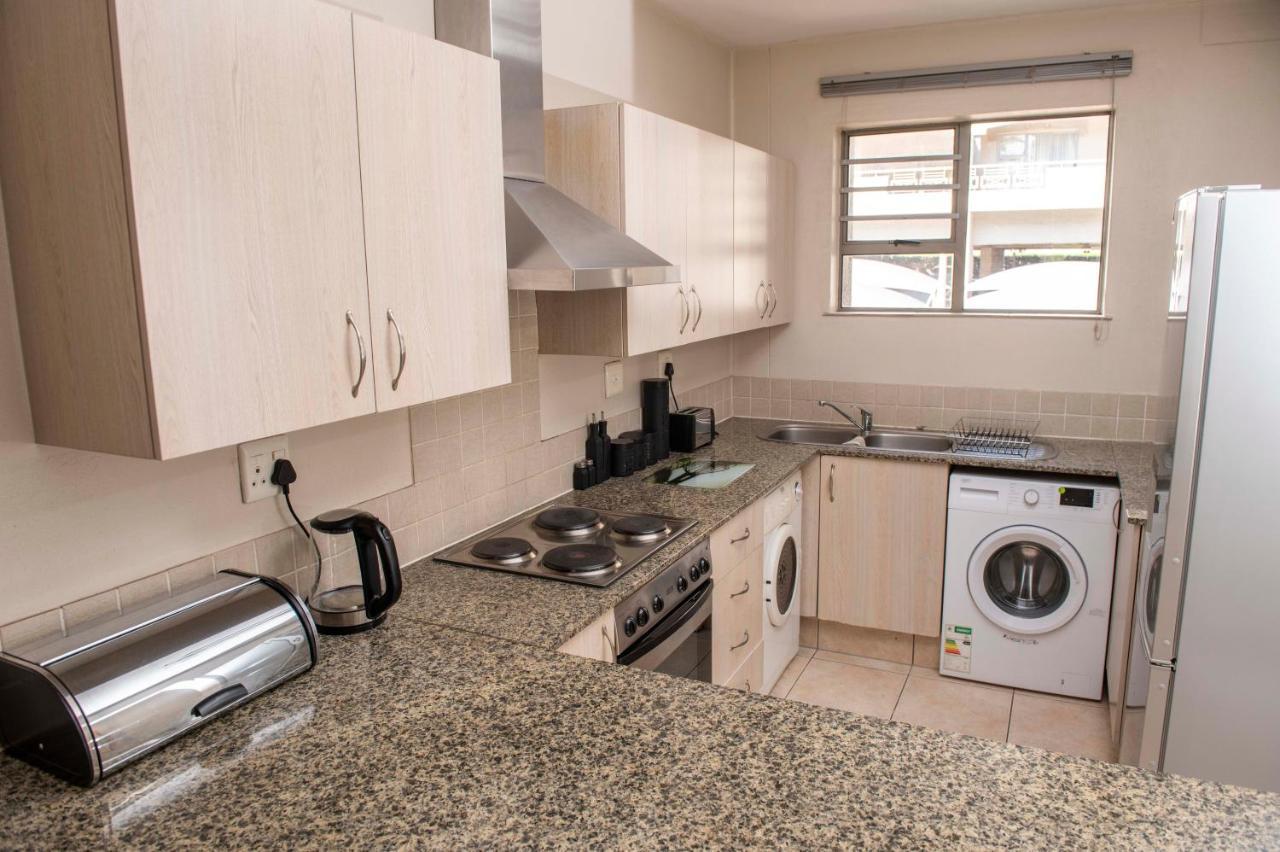 Grayston Exec Apartments Johannesburg Esterno foto